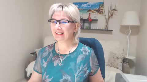 Leila Kinky online show from 01-29-25, 01:48