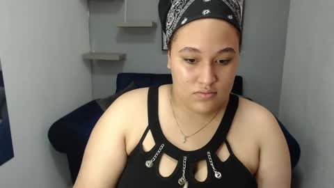 Snapshot of leilasosexy chatting on 06-04-26, 01:06 leilasosexy online show from 06-04-26, 01:06