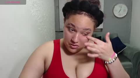 Snapshot of leilasosexy chatting on 07-10-26, 03:58 leilasosexy online show from 07-10-26, 03:58