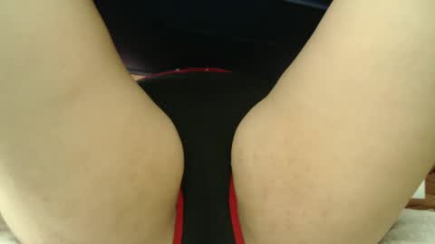 Snapshot of leishasoft1 chatting on 01-27-25, 02:46 pamela online show from 01-27-25, 02:46