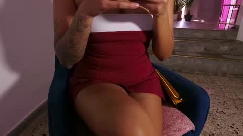 Snapshot of leja_ chatting on 06-20-26, 05:27 Leja online show from 06-20-26, 05:27