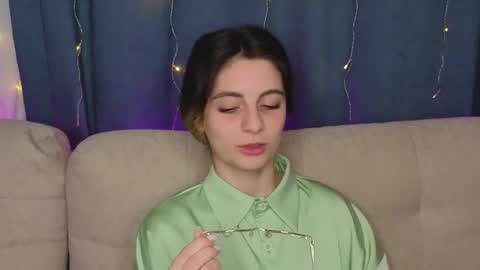 Snapshot of lelahcaminero chatting on 11-14-25, 04:17 Alexandria online show from 11-14-25, 04:17