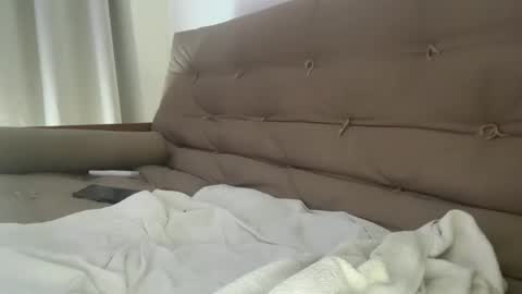 lelehot1 online show from 03-22-26, 06:00