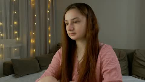 Lelia online show from 03-30-26, 04:30