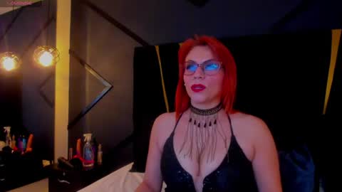 Snapshot of leloo_swift chatting on 07-19-26, 02:59 Leloo online show from 07-19-26, 02:59