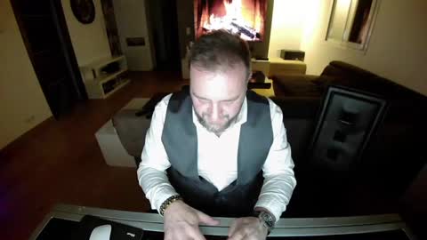 Ange online show from 01-11-25, 08:43