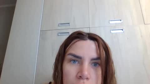 lena6122000 online show from 09-12-25, 01:11