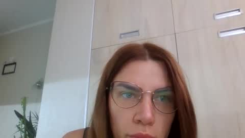 lena6122000 online show from 10-01-25, 10:54