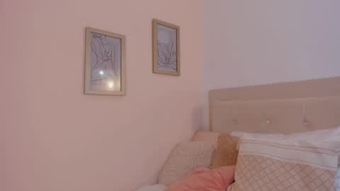 Snapshot of lena_luthor chatting on 09-25-25, 07:12 lena_luthor online show from 09-25-25, 07:12