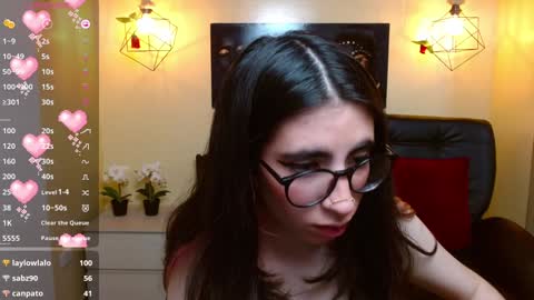 Snapshot of lena_roses chatting on 12-04-24, 08:40 Lena online show from 12-04-24, 08:40