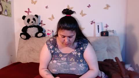 Snapshot of lena_turner_ chatting on 02-27-26, 06:30 Lena online show from 02-27-26, 06:30