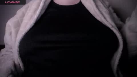 lenagolden online show from 03-05-26, 02:18