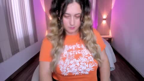  LENAH  online show from 03-01-25, 02:23