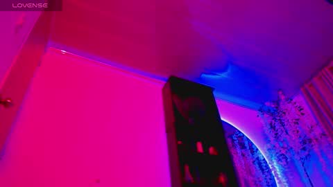 Snapshot of lenasweetx chatting on 01-06-25, 01:31 Lenna Kang online show from 01-06-25, 01:31