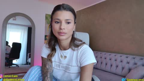 Lenna Goddess online show from 09-28-25, 05:57