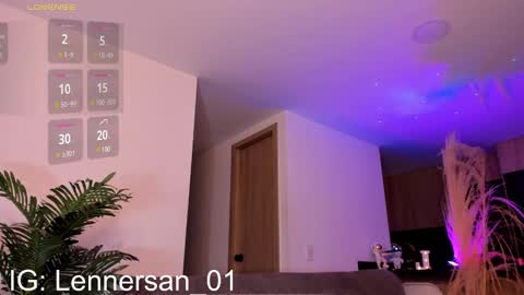 Snapshot of lennercollins_ chatting on 02-27-25, 09:00 Lenner INDEPENDENT MODEL online show from 02-27-25, 09:00