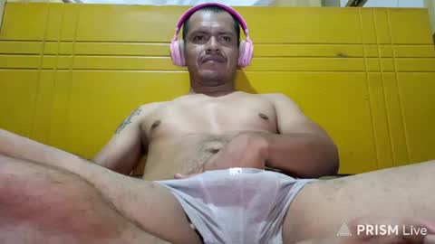 Snapshot of lenonroqe chatting on 05-04-26, 11:45 lenon online show from 05-04-26, 11:45