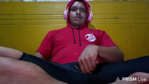 Snapshot of lenonroqe chatting on 05-20-26, 05:02 lenon online show from 05-20-26, 05:02