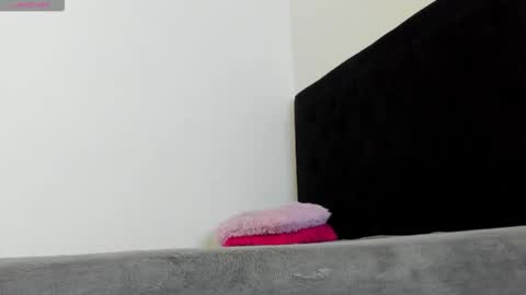 leo183877 online show from 03-09-26, 05:39