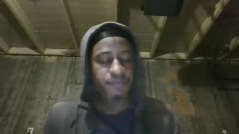 leo199984 online show from 12-17-25, 03:23