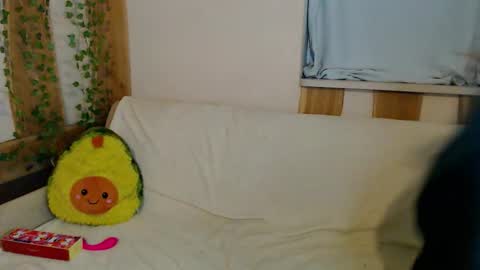 Leo and Lori online show from 11-23-25, 04:07