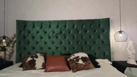 Snapshot of leo_delvey chatting on 09-17-25, 03:19 leo online show from 09-17-25, 03:19