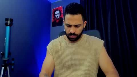 Snapshot of leo_diaz01 chatting on 02-24-25, 11:43 Leo Diaz online show from 02-24-25, 11:43