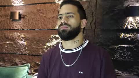 Snapshot of leo_diaz01 chatting on 09-13-25, 01:27 Leo Diaz online show from 09-13-25, 01:27