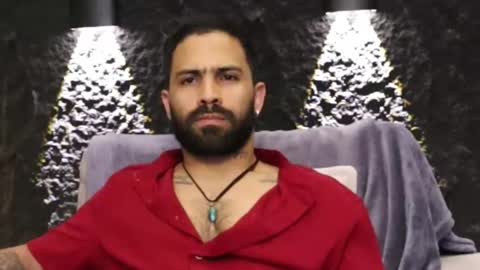 Leo  Diaz online show from 12-15-25, 02:27