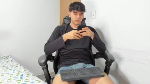 Leo Jones online show from 09-16-25, 05:52