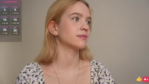 Snapshot of leo_lulu chatting on 01-07-25, 03:33 Ashly online show from 01-07-25, 03:33