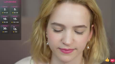 Snapshot of leo_lulu chatting on 01-10-25, 06:06 Ashly online show from 01-10-25, 06:06