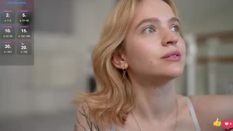 Snapshot of leo_lulu chatting on 02-27-25, 06:20 Ashly online show from 02-27-25, 06:20