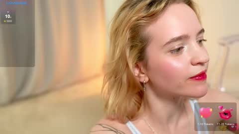 Snapshot of leo_lulu chatting on 03-02-25, 06:40 Ashly online show from 03-02-25, 06:40