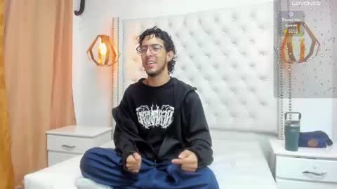 Snapshot of leo_sanz6 chatting on 06-20-26, 12:19 LEO online show from 06-20-26, 12:19