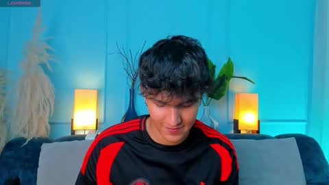 Leo online show from 03-23-26, 03:32