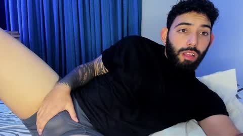 Snapshot of leo_thewolf chatting on 12-17-24, 07:15 Leonardo online show from 12-17-24, 07:15