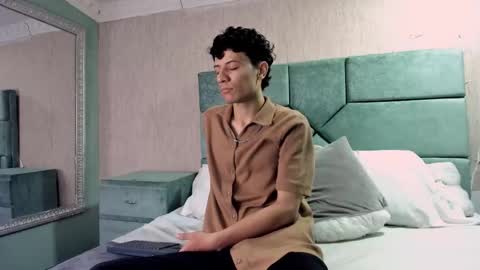 Leo online show from 02-23-26, 04:10