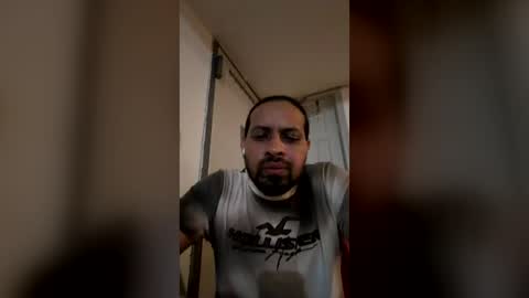 leoking913607 online show from 08-04-26, 01:42