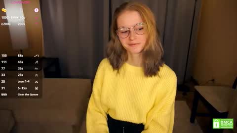 Snapshot of leolakorner chatting on 12-18-25, 06:03 Hello Im Roxy Im just starting my journey here so lets get acquainted online show from 12-18-25, 06:03