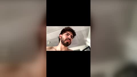 Snapshot of leoliciousss chatting on 12-21-25, 07:32 Leo online show from 12-21-25, 07:32