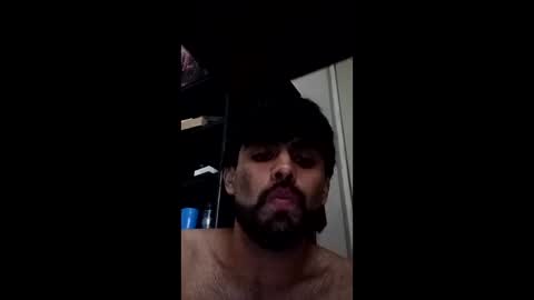 Snapshot of leon3lkingggggg chatting on 05-22-26, 08:21 leon3lkingggggg online show from 05-22-26, 08:21
