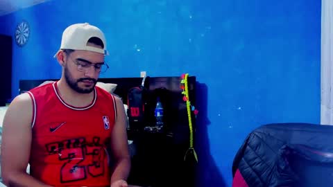 Leon Hart online show from 12-22-24, 09:42