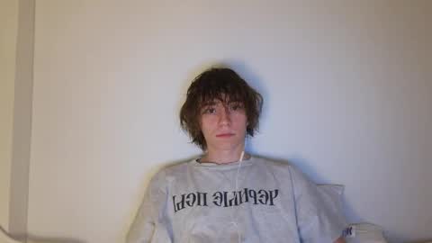 Snapshot of leon_heart666 chatting on 04-19-26, 10:23 Leon online show from 04-19-26, 10:23