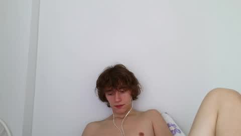 Snapshot of leon_heart666 chatting on 04-25-26, 07:11 Leon online show from 04-25-26, 07:11