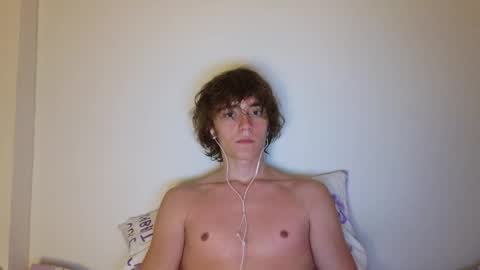 Snapshot of leon_heart666 chatting on 04-28-26, 10:04 Leon online show from 04-28-26, 10:04