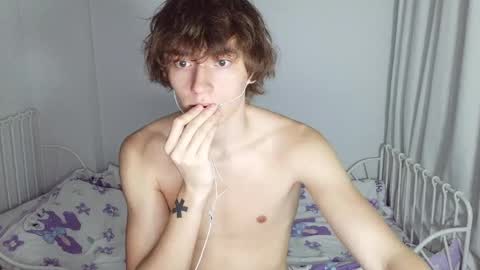 Snapshot of leon_heart666 chatting on 05-07-26, 09:53 Leon online show from 05-07-26, 09:53