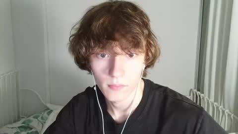 Snapshot of leon_heart666 chatting on 05-15-26, 08:38 Leon online show from 05-15-26, 08:38