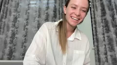 Emma online show from 06-24-26, 02:05