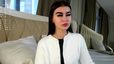 Mila online show from 04-14-26, 03:34